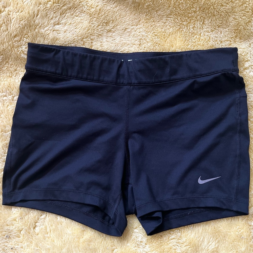 black size m Nike shorts